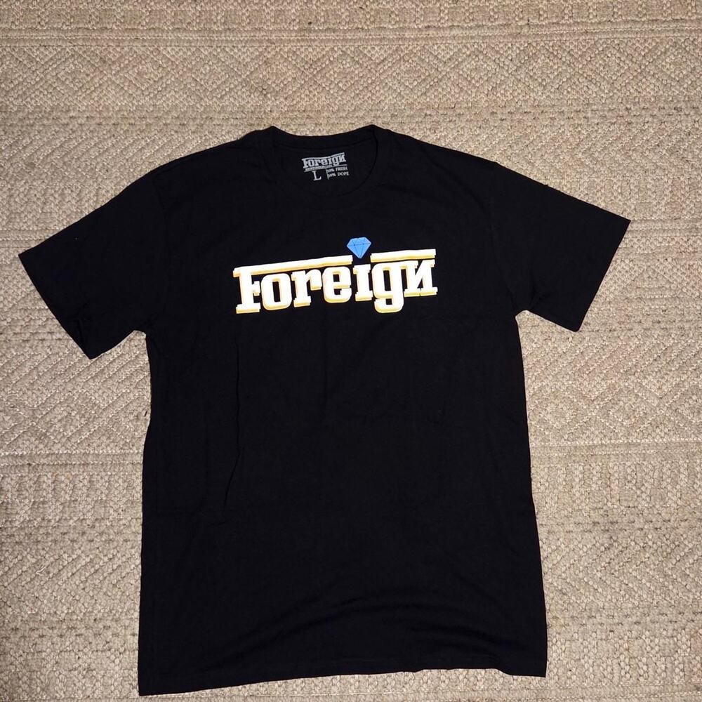 Foreign Brand Black Graphic T-Shirt Size L